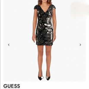 Guess gold & velvet sequined sz 4